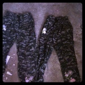 Cammo pants with flowers